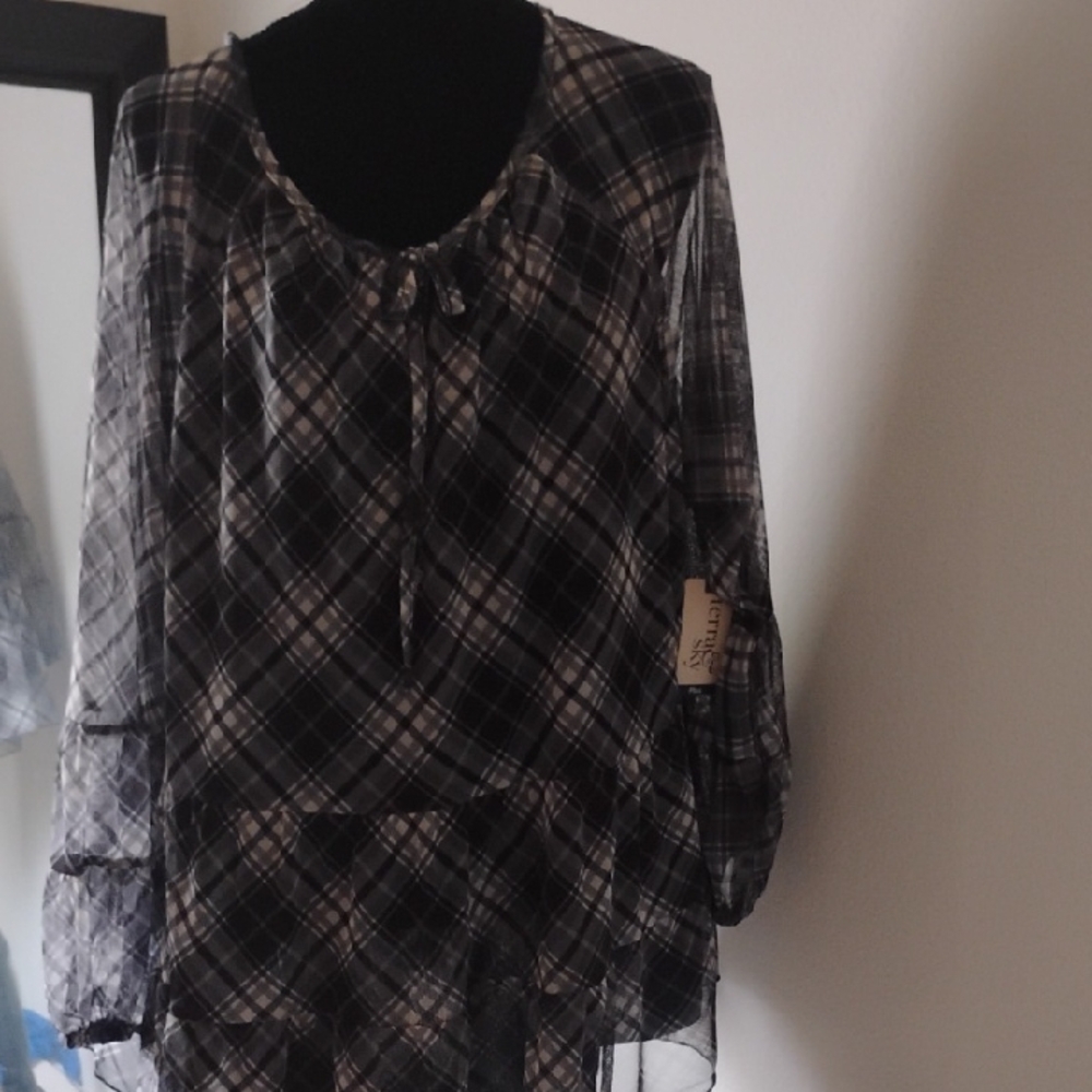 Terra & Sky Black and Gray Plaid Top